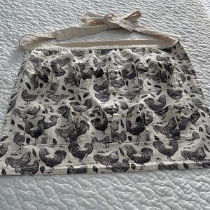 Fluffy Layers Farmhouse Chicken Egg Collecting Apron